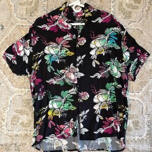 Men’s Floral Button Up